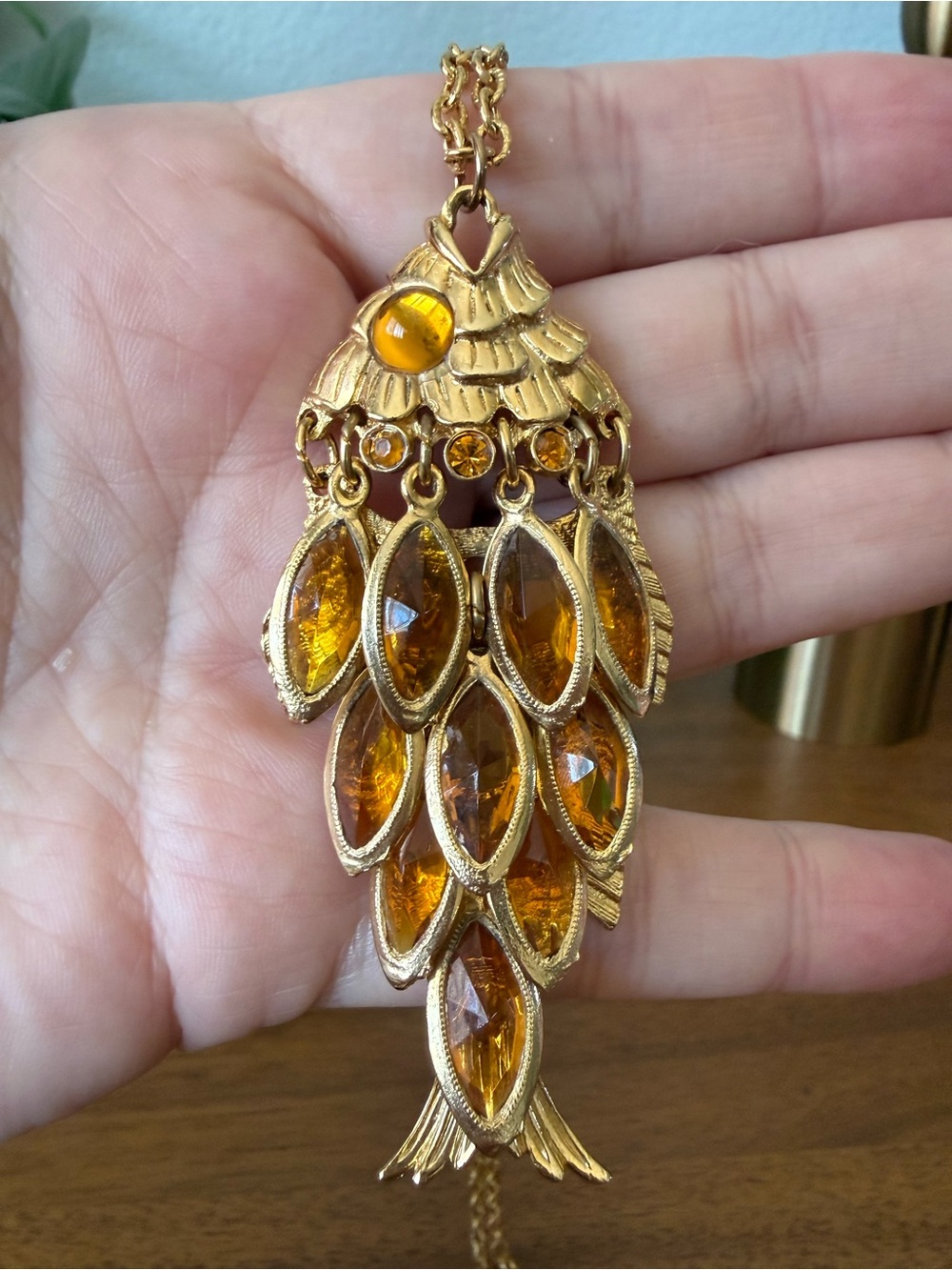 Vintage Articulated Fish Pendant Yellow Topaz Glass Cabochon Goldtone Necklace